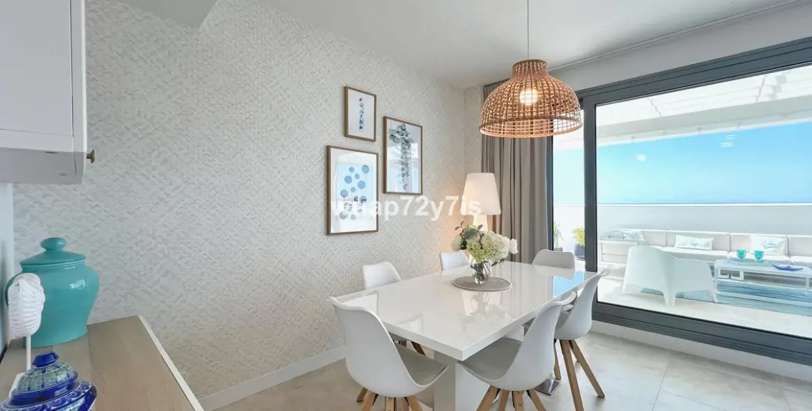 Sale of penthouse in Estepona 10