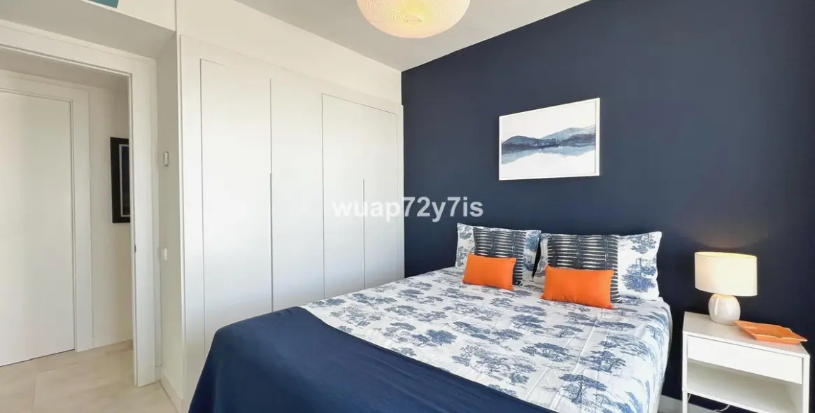 Sale of penthouse in Estepona 18