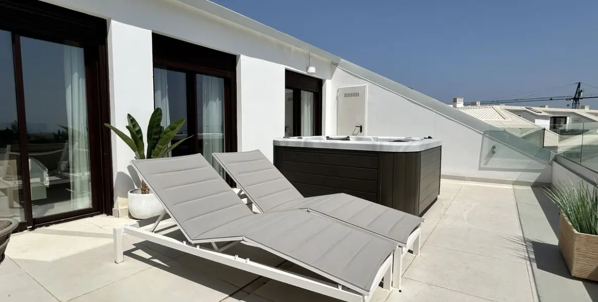 Venta de ático en Fuengirola 38