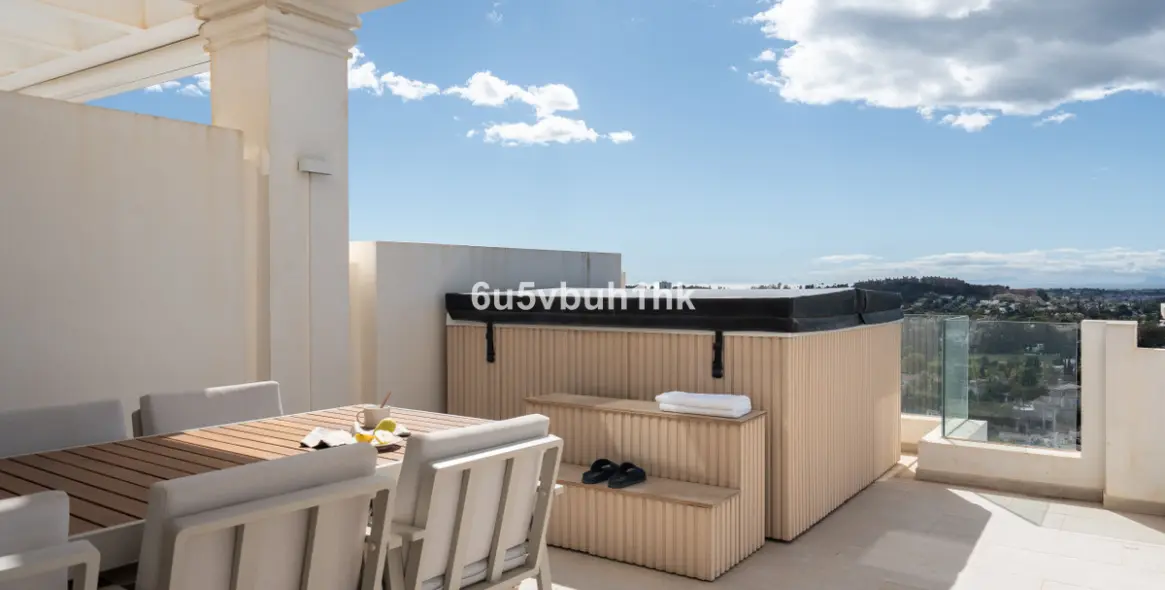 Sale of middle floor apartment in Marbella 15