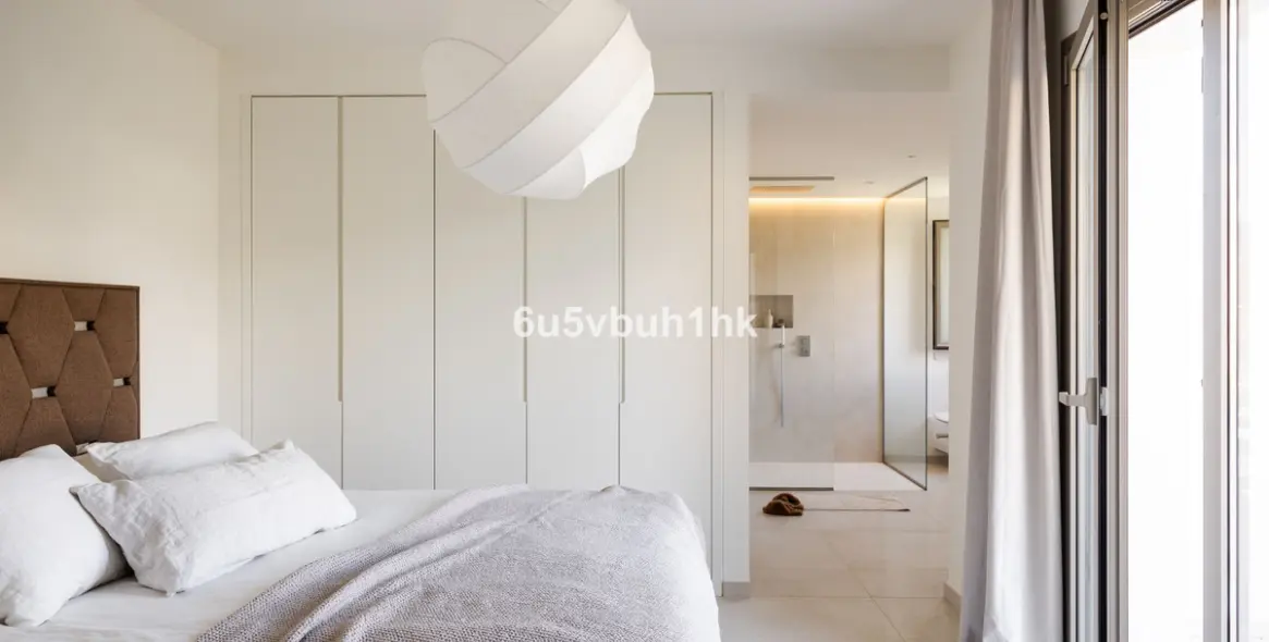 Sale of middle floor apartment in Marbella 18