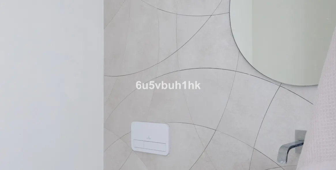 Venta de apartamento en planta media en Marbella 29