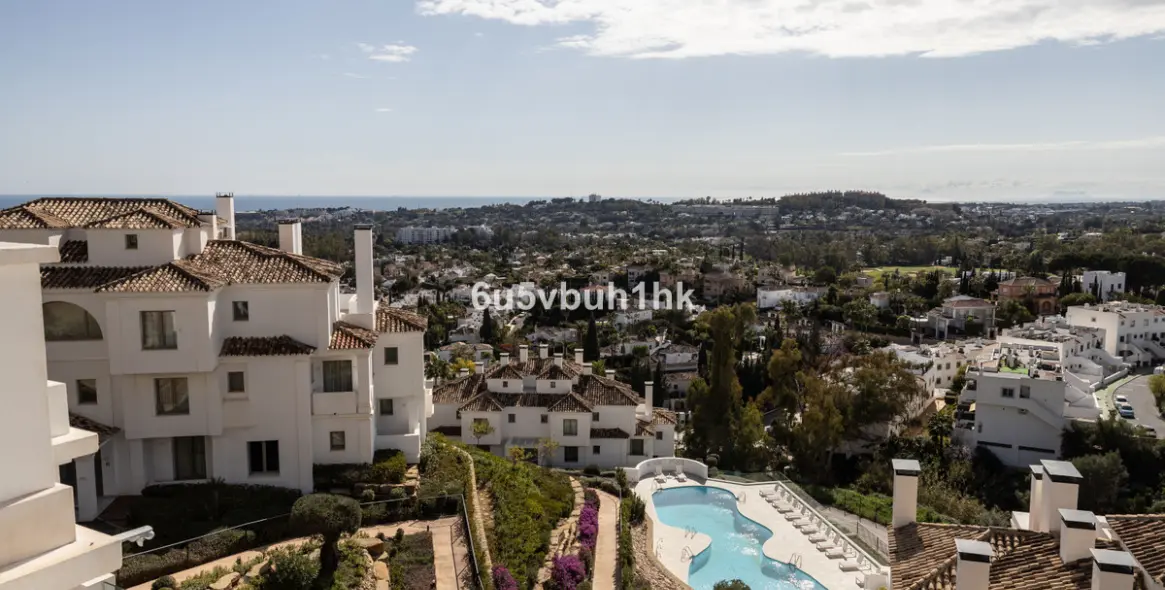 Venta de apartamento en planta media en Marbella 34