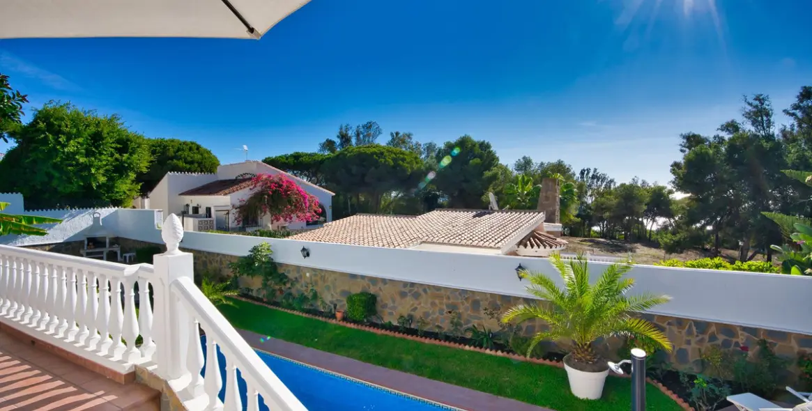 Продажа  отдельно стоящей виллы в Torrenueva 3