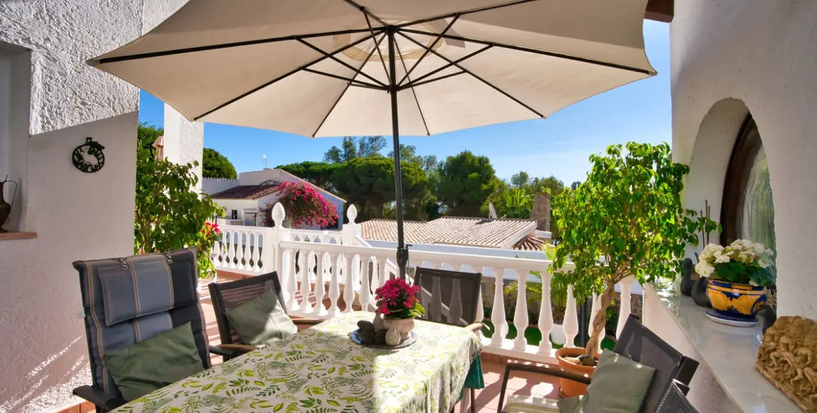 Продажа  отдельно стоящей виллы в Torrenueva 5