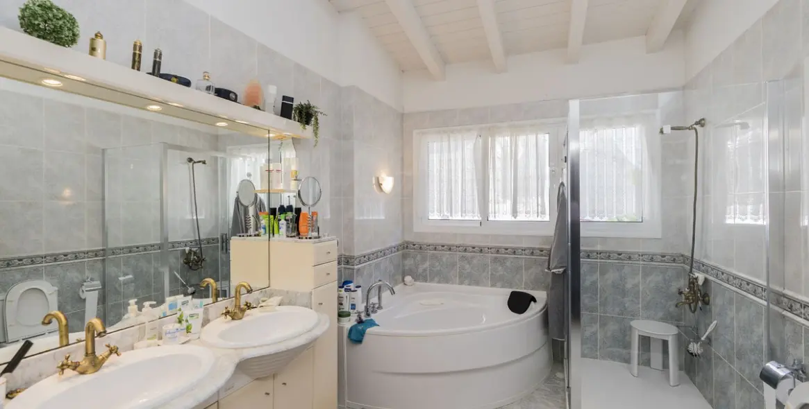 Venta de villa independiente en Torrenueva 27