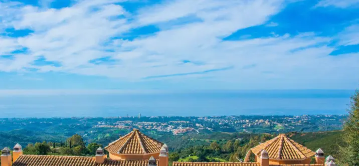 Продажа дома на две семьи в La Mairena 3