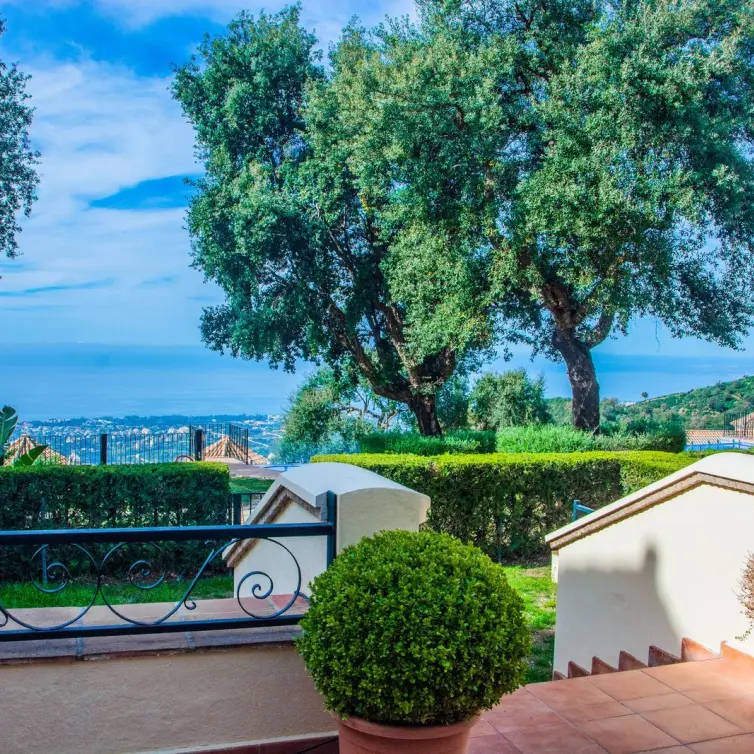 Sale of semi-detached house in La Mairena