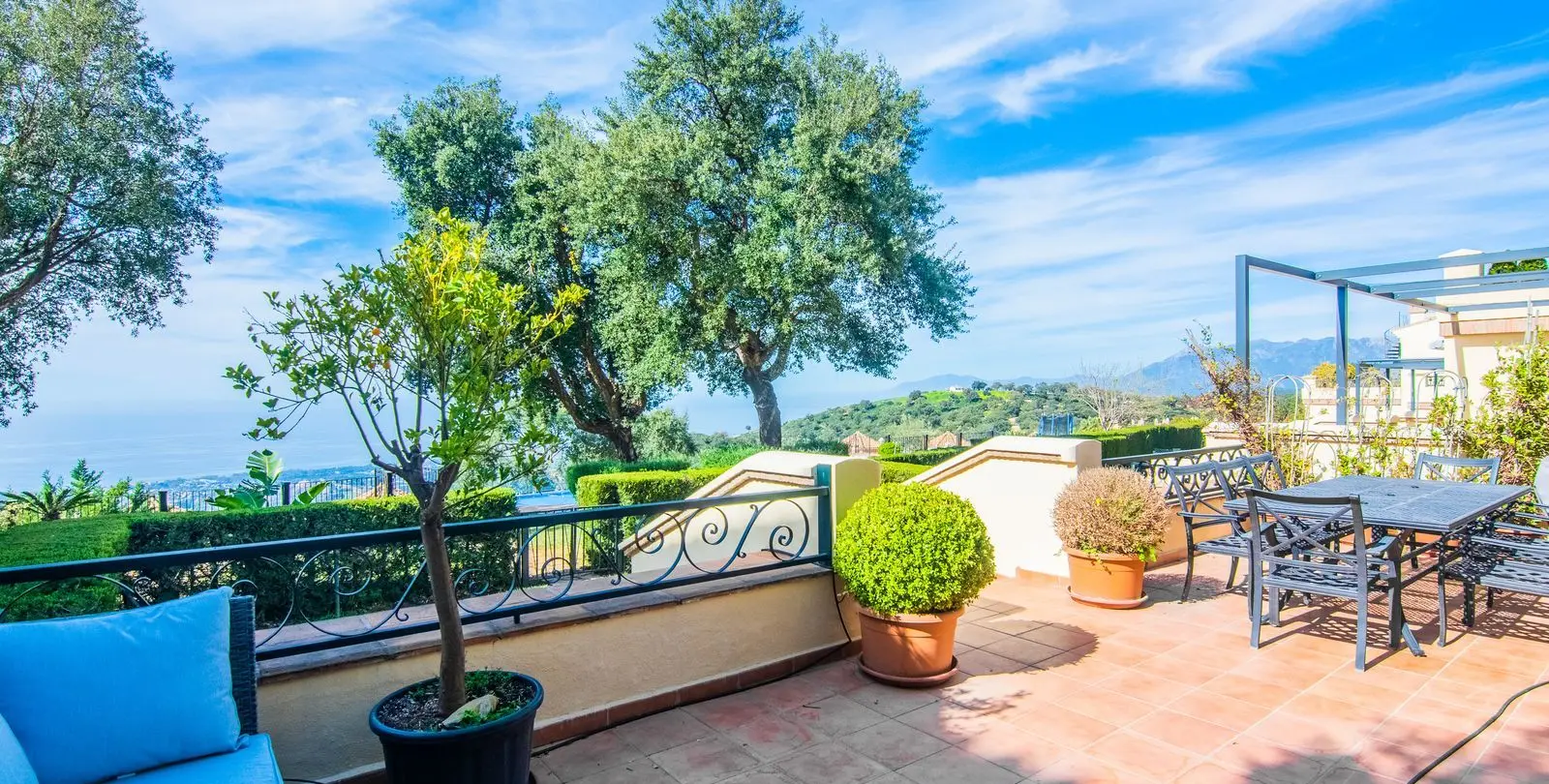 Venta de casa pareada en La Mairena 17