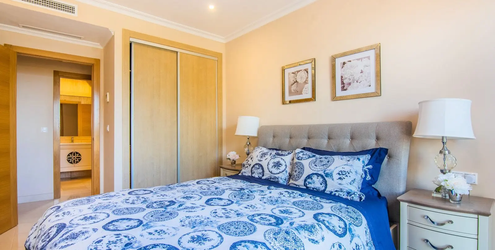 Venta de casa pareada en La Mairena 27