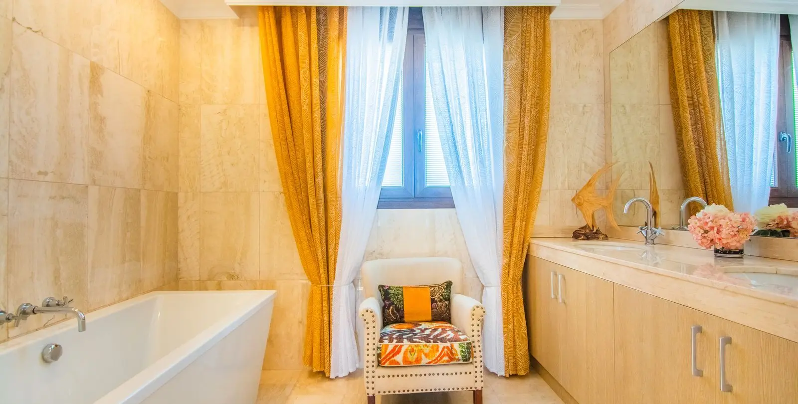 Venta de casa pareada en La Mairena 33