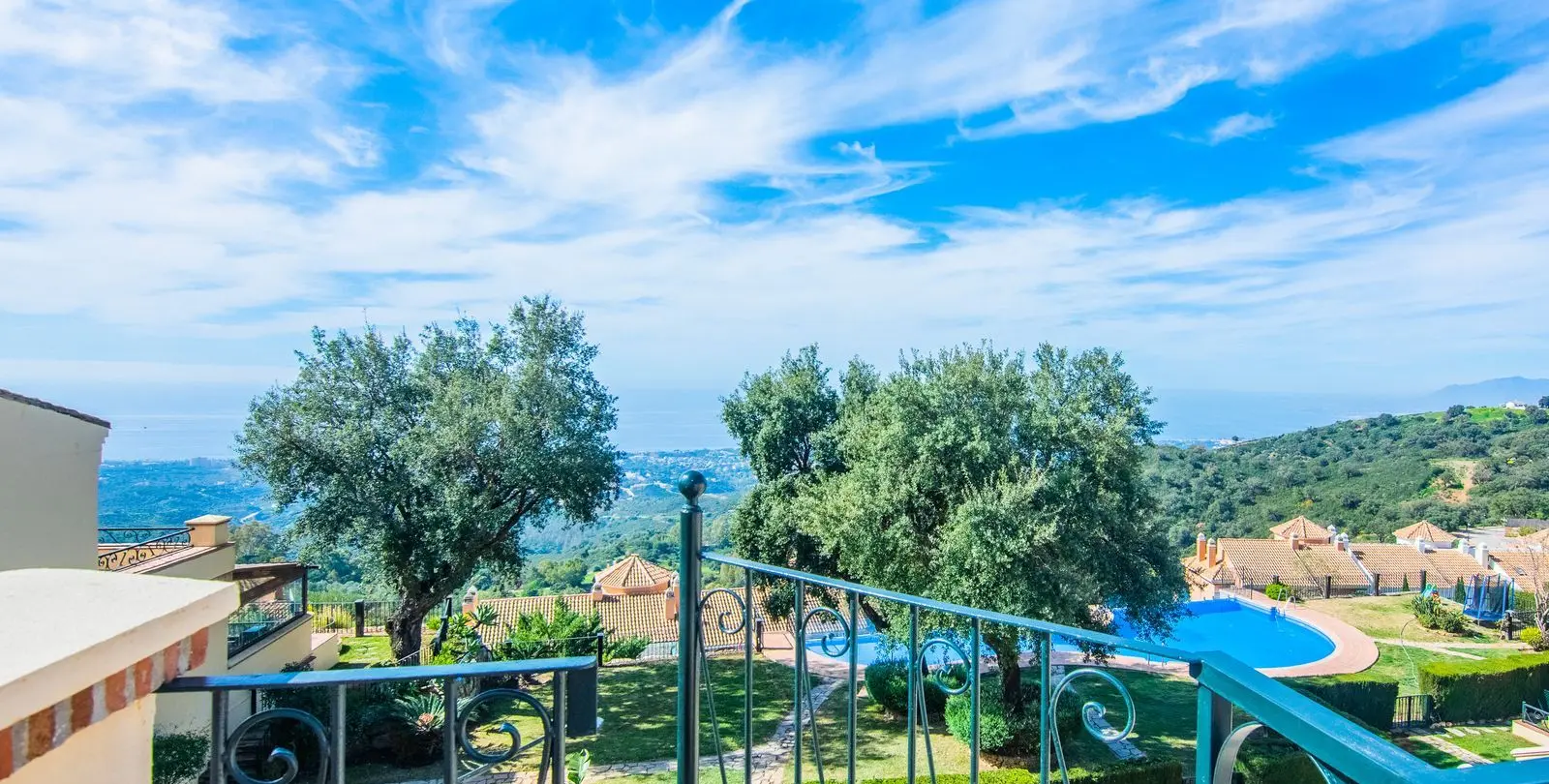 Venta de casa pareada en La Mairena 37