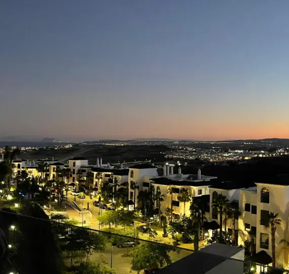 Sale of penthouse in Estepona