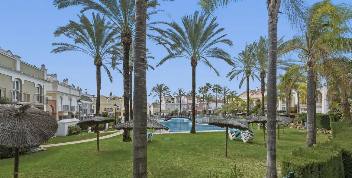 Продажа таунхауса в Bahía de Marbella 5