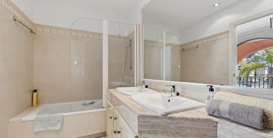 Продажа таунхауса в Bahía de Marbella 17