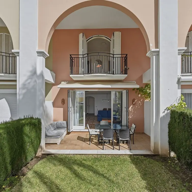 Sale of townhouse in Bahía de Marbella