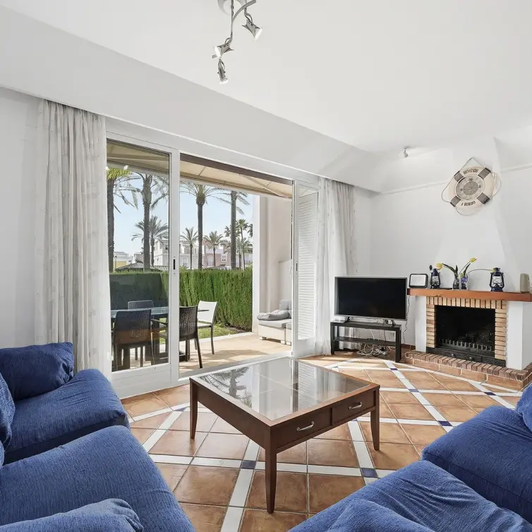 Sale of townhouse in Bahía de Marbella