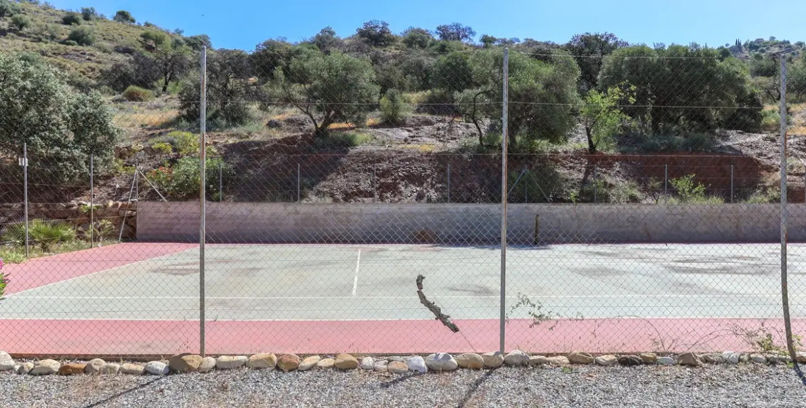 Venta de bed & breakfast en Alora 27