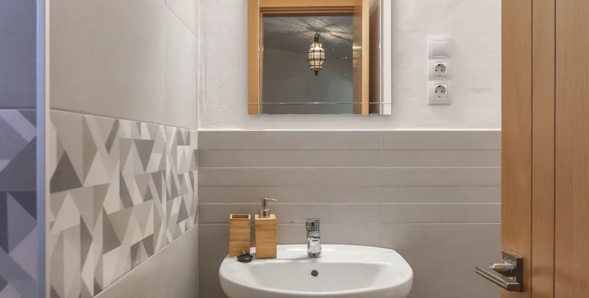 Venta de bed & breakfast en Alora 48