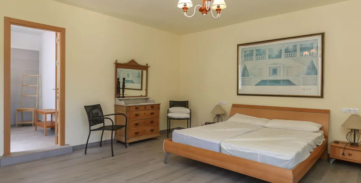 Venta de bed & breakfast en Alora 73