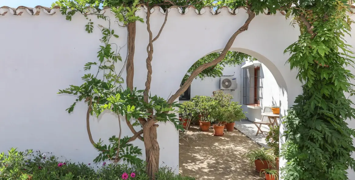 Venta de bed & breakfast en Alora 81