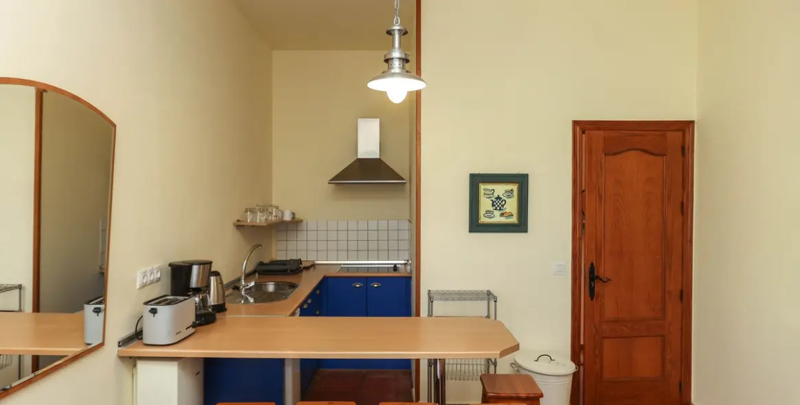 Venta de bed & breakfast en Alora 98