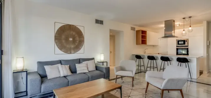 Продажа апартаментов на среднем этаже в Puerto Banús 3