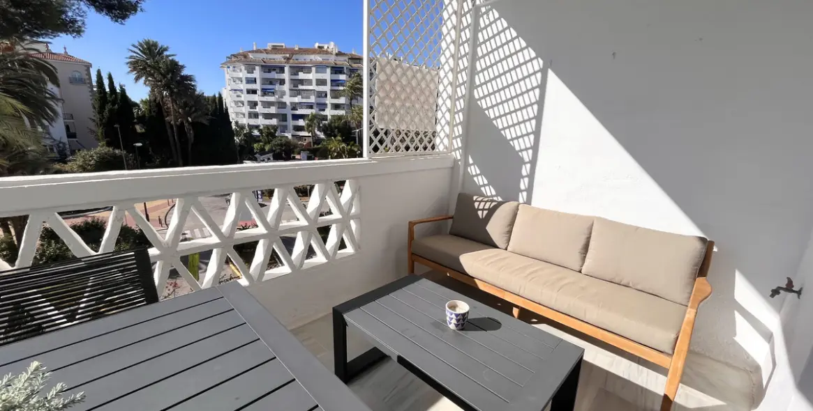 Продажа апартаментов на среднем этаже в Puerto Banús 22