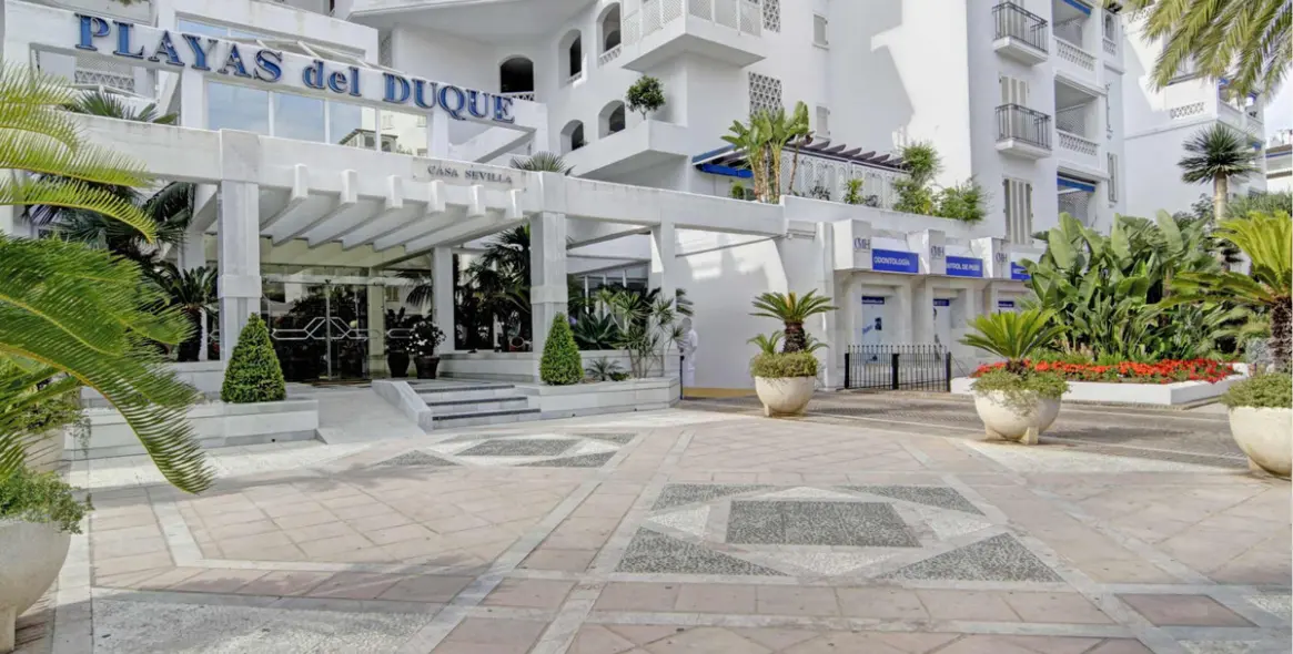 Продажа апартаментов на среднем этаже в Puerto Banús 28