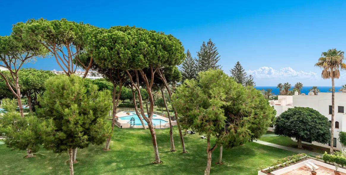 Продажа апартаментов на среднем этаже в Puerto Banús 31