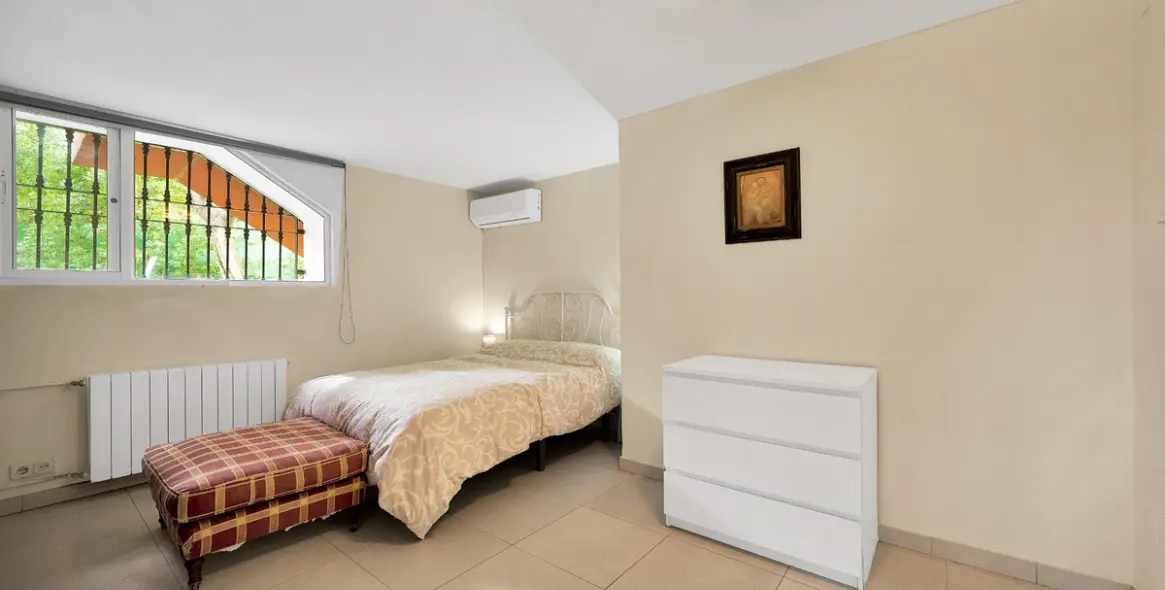 Venta de villa independiente en Elviria 31