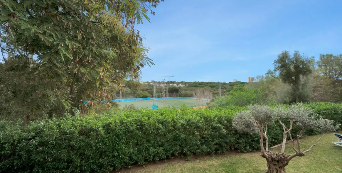 Venta de villa independiente en Elviria 40