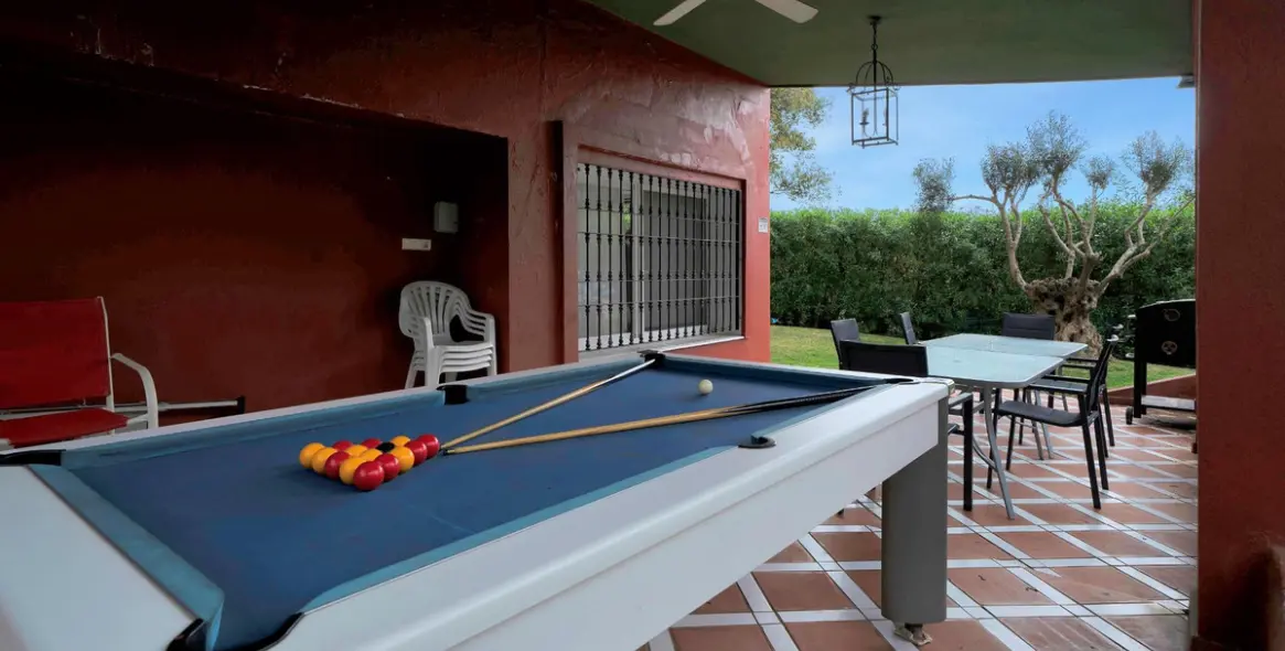 Venta de villa independiente en Elviria 50