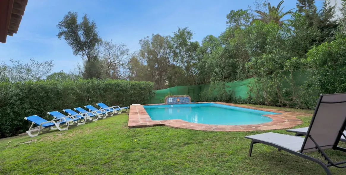 Venta de villa independiente en Elviria 51