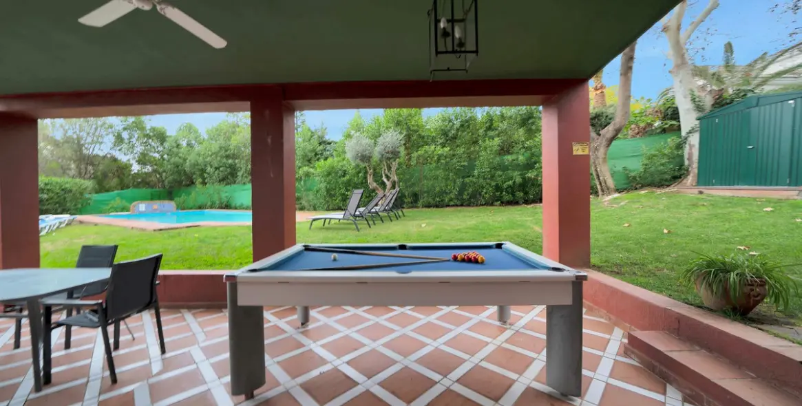 Venta de villa independiente en Elviria 58