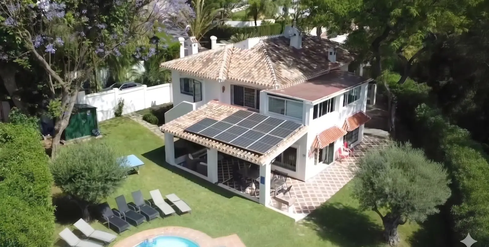 Venta de villa independiente en Elviria 2