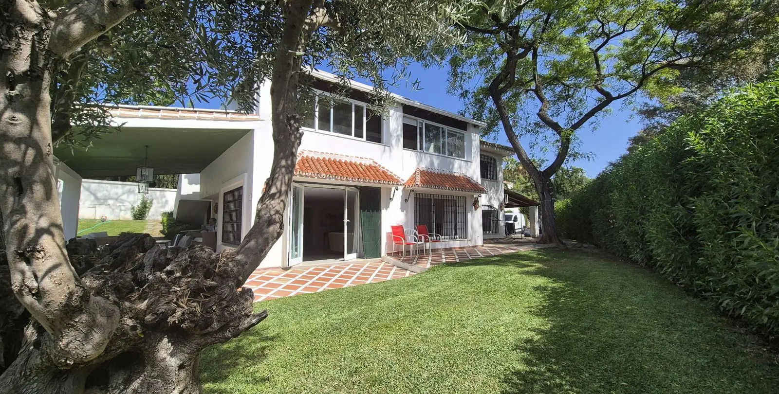 Venta de villa independiente en Elviria 5