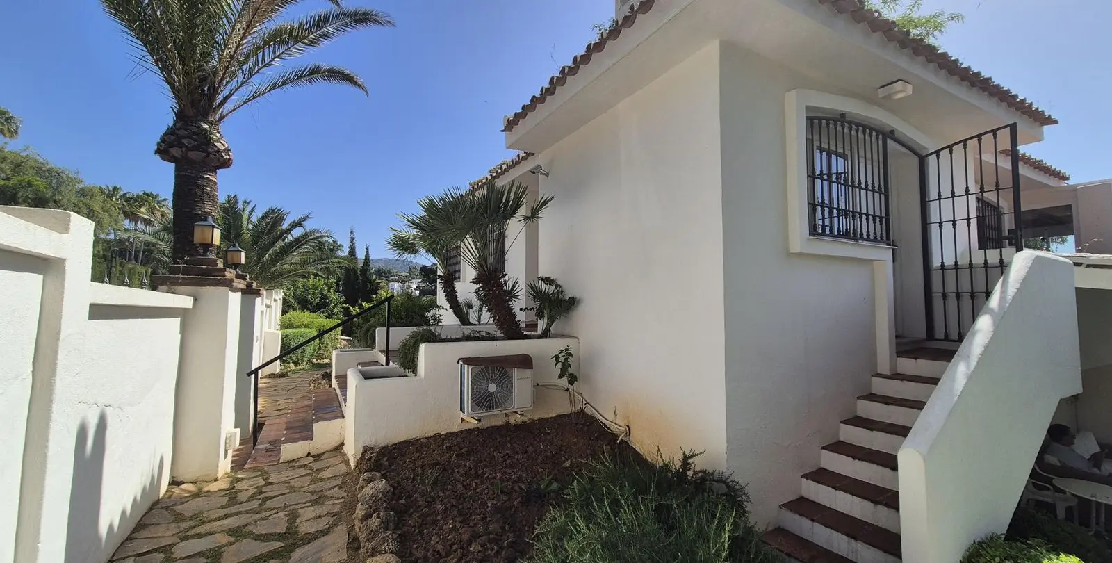 Venta de villa independiente en Elviria 9