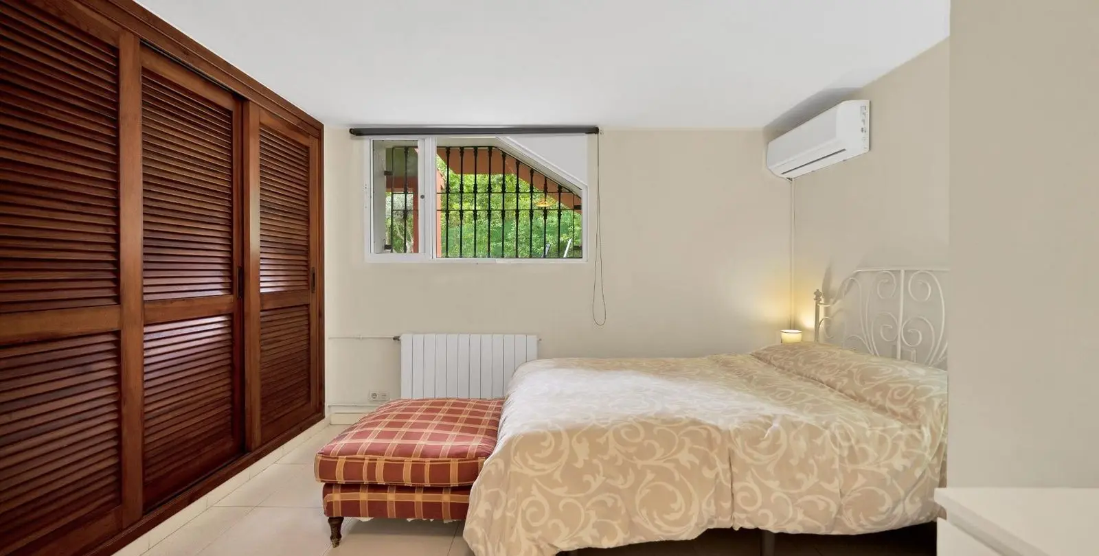 Venta de villa independiente en Elviria 38