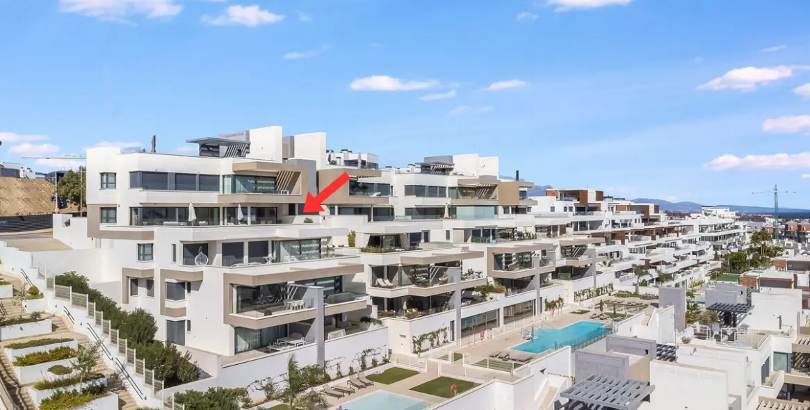 Sale of penthouse in Estepona 5