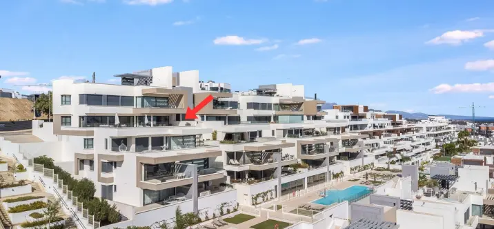 Sale of penthouse in Estepona 4