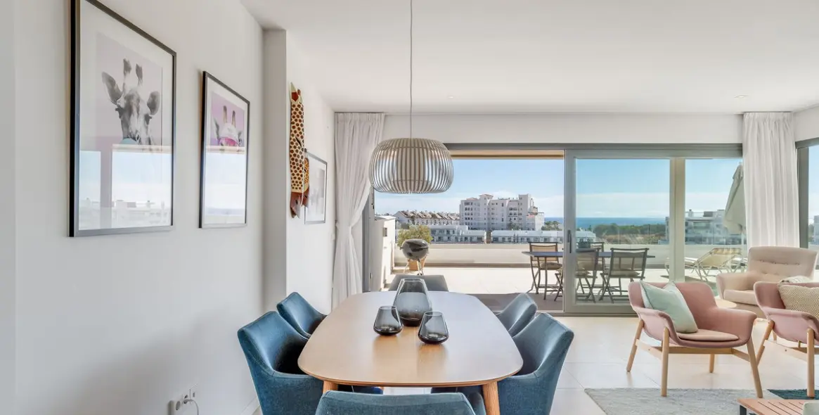 Sale of penthouse in Estepona 19
