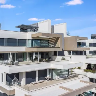 Продажа пентхауса в Estepona