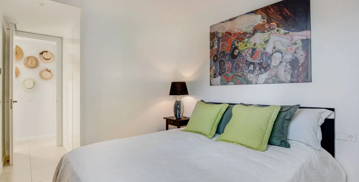 Sale of penthouse in Estepona 26