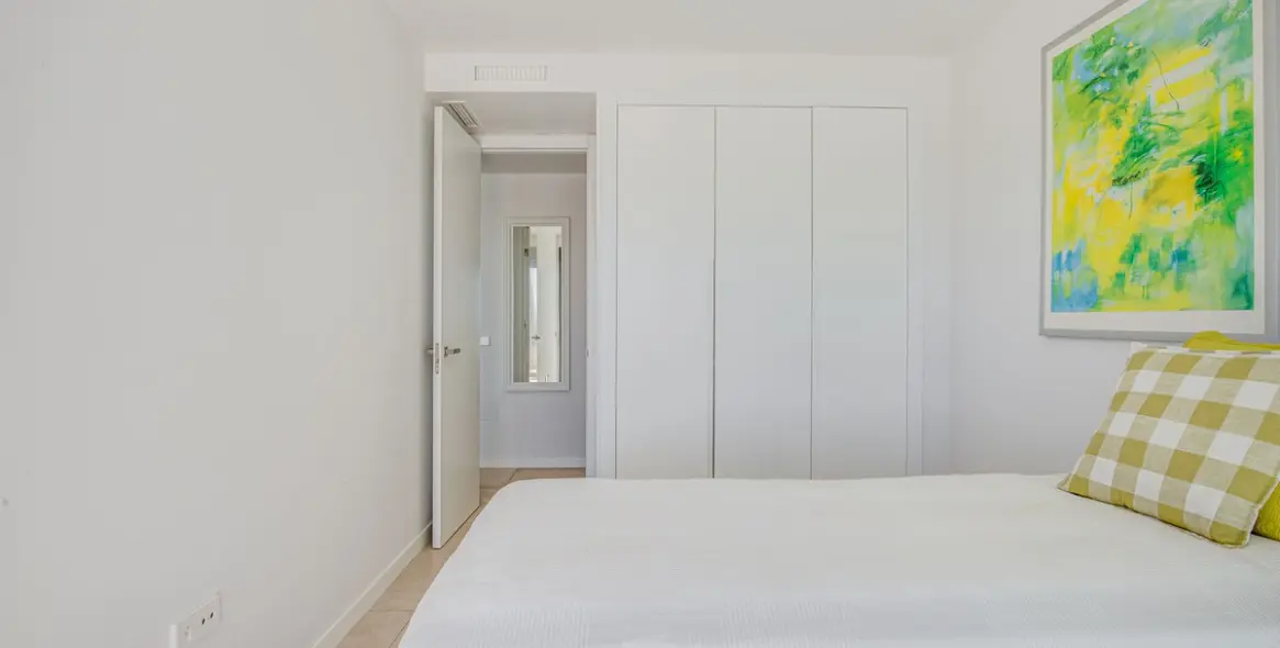 Sale of penthouse in Estepona 29