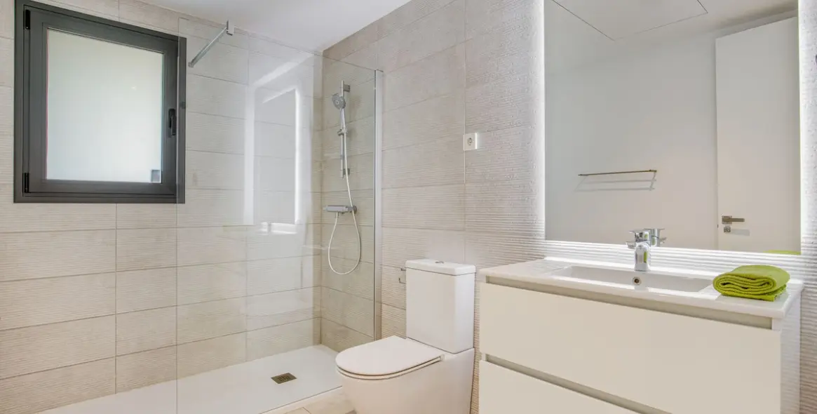 Sale of penthouse in Estepona 33