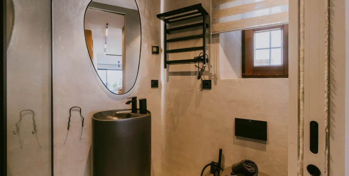 Sale of townhouse in The Golden Mile 14