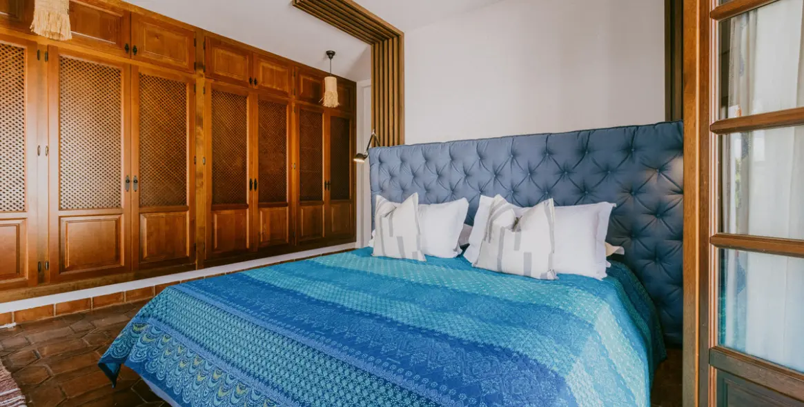 Sale of townhouse in The Golden Mile 17