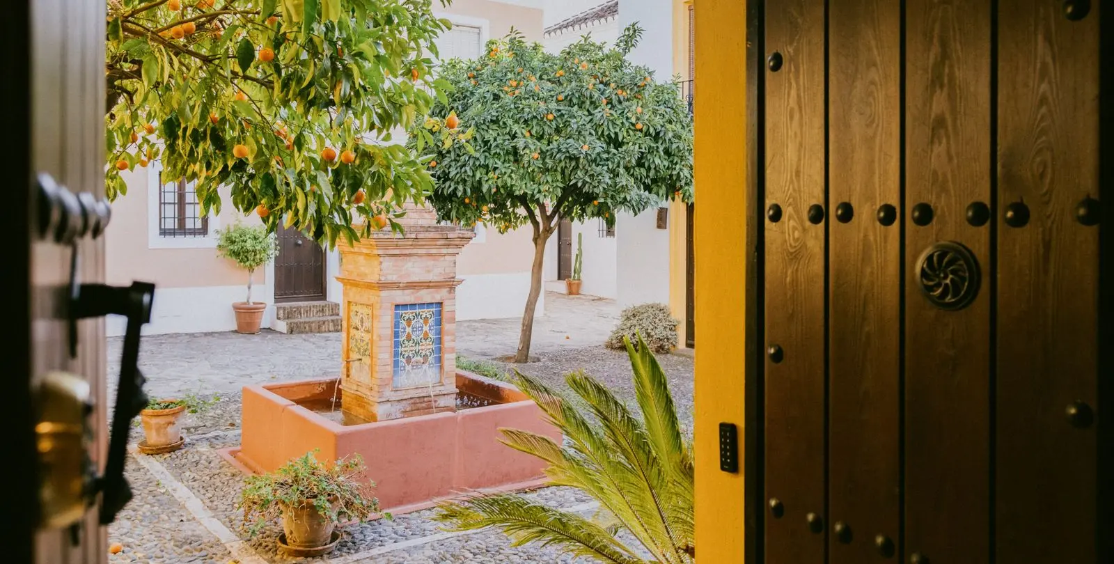 Sale of townhouse in The Golden Mile 22