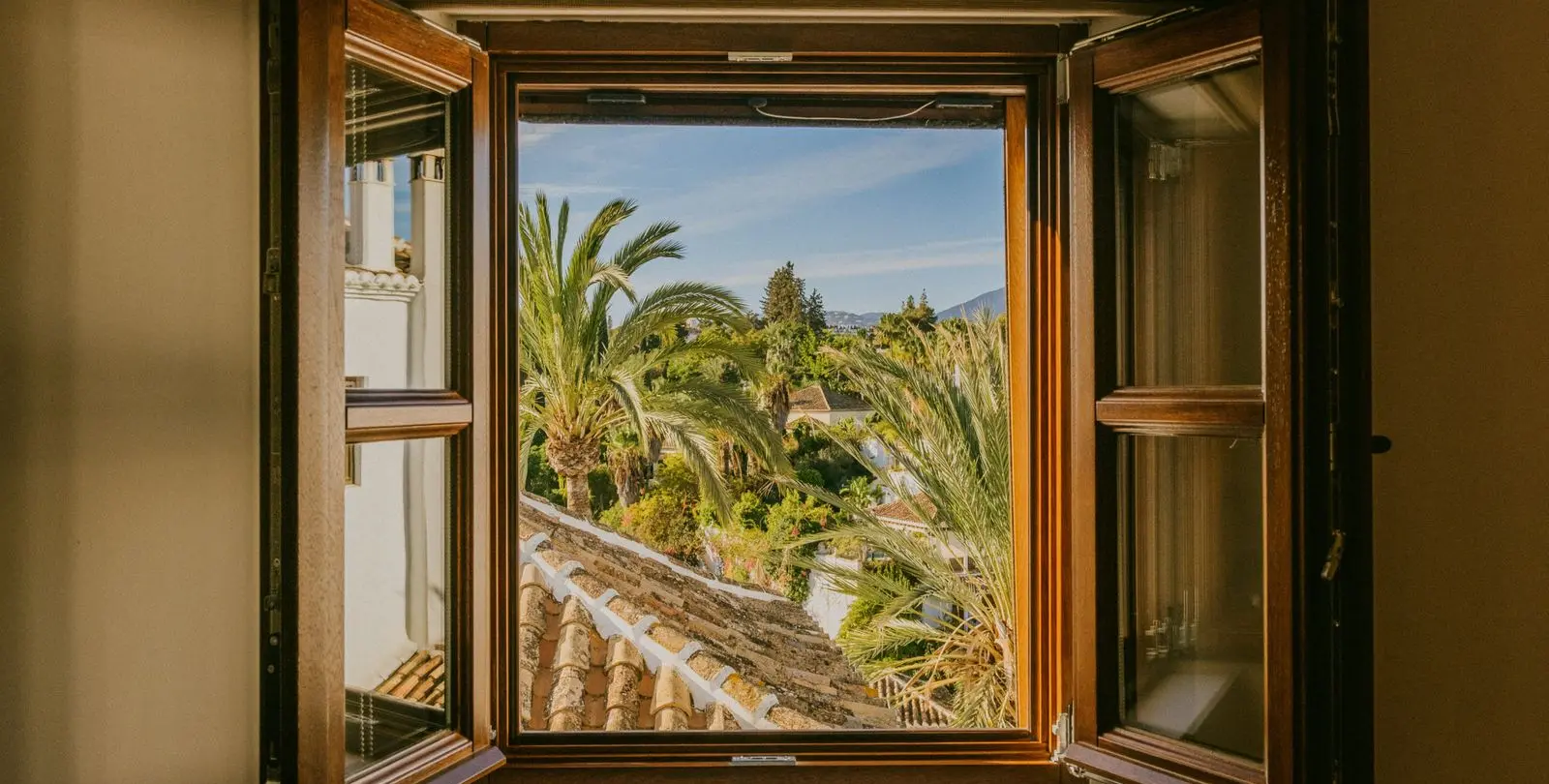 Sale of townhouse in The Golden Mile 23